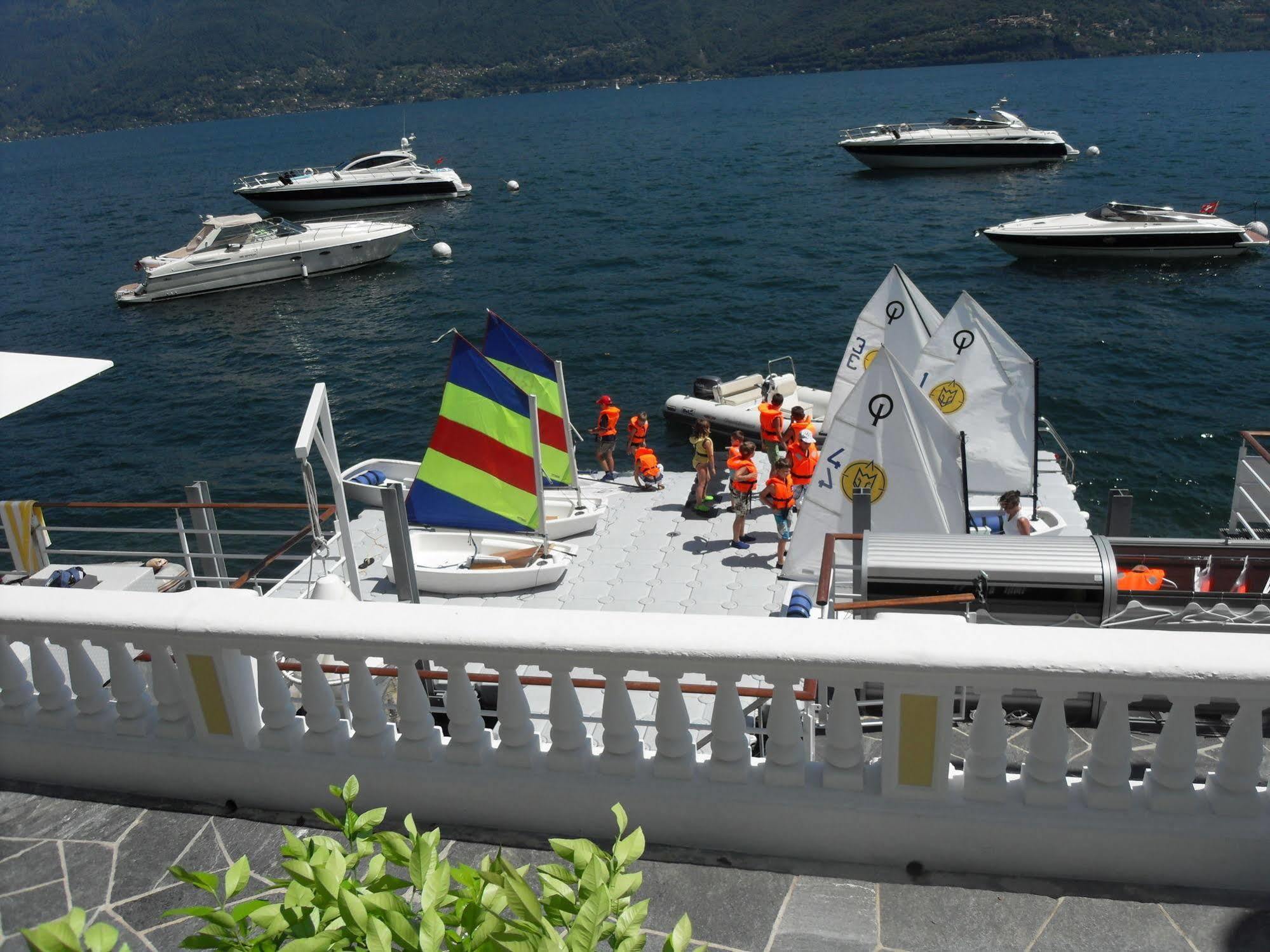 Holiday Hotel Yachtsport Resort Lago Maggiore ブリッサーゴ エクステリア 写真