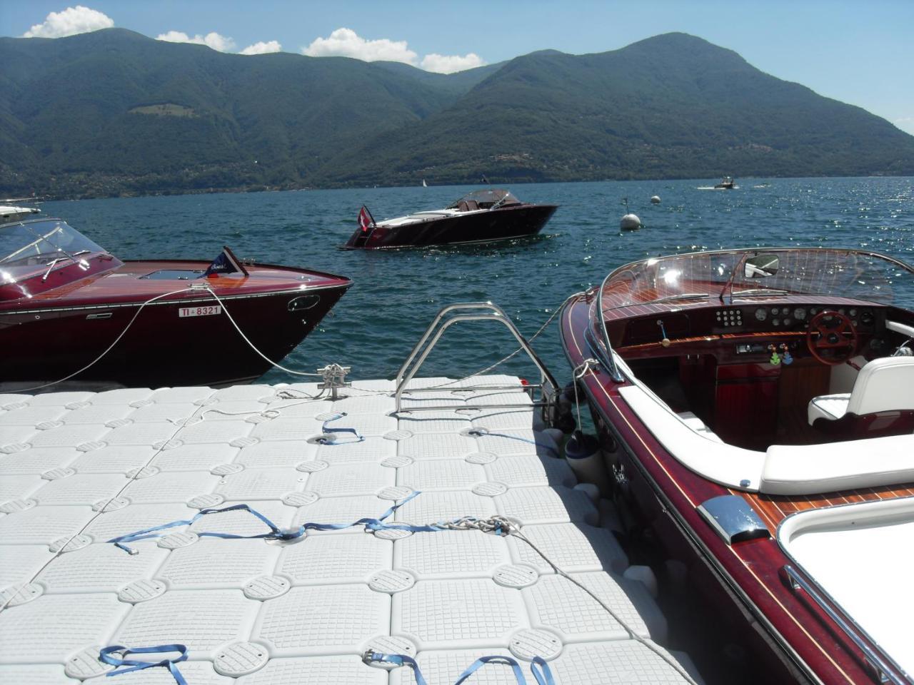 Holiday Hotel Yachtsport Resort Lago Maggiore ブリッサーゴ エクステリア 写真