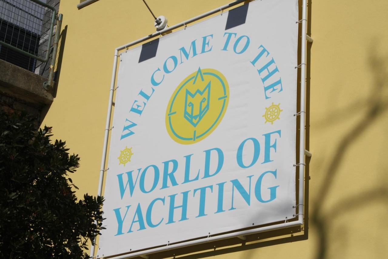 Holiday Hotel Yachtsport Resort Lago Maggiore ブリッサーゴ エクステリア 写真